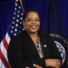 Picture of Valarie Hamilton.